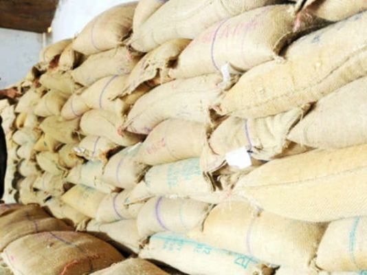 బియ్యం నిల్వల్లో భారీ తేడాలు 