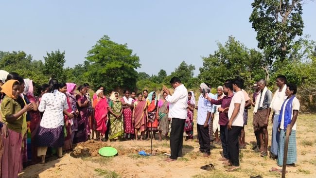 ఎల్కపల్లిలో విబి -జీ ఆర్ఏఎం జీ  పనులు ప్రారంభం