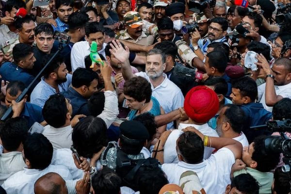 రాహుల్ గాంధీ సహా ప్రతిపక్ష నేతల అరెస్ట్...ఈసీ తీరుపై దేశవ్యాప్తంగా నిరసనలు