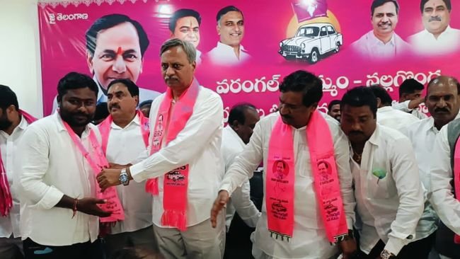 నమిలిగొండ లో బి ఆర్ ఎస్ లో చేరిన కాంగ్రెస్ నాయకులు