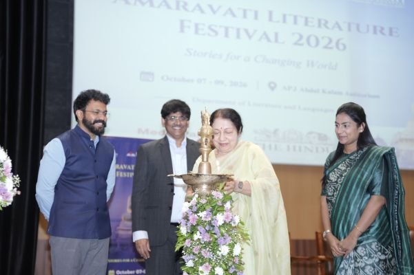 తెలుగు సాహిత్యం విలువ వెలకట్టలేనిది