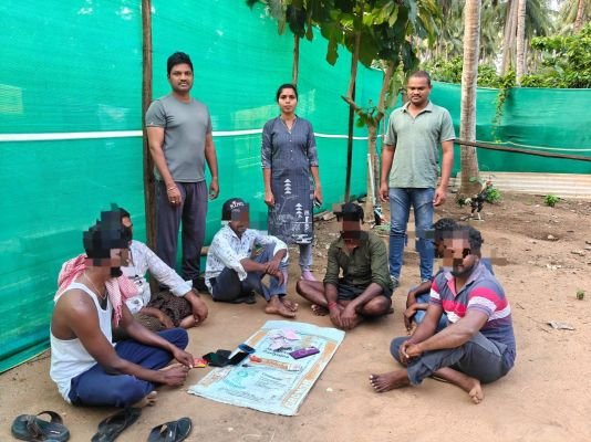 పేకాట స్థావరంపై పోలీసుల దాడి.. ఆరుగురు అరెస్టు