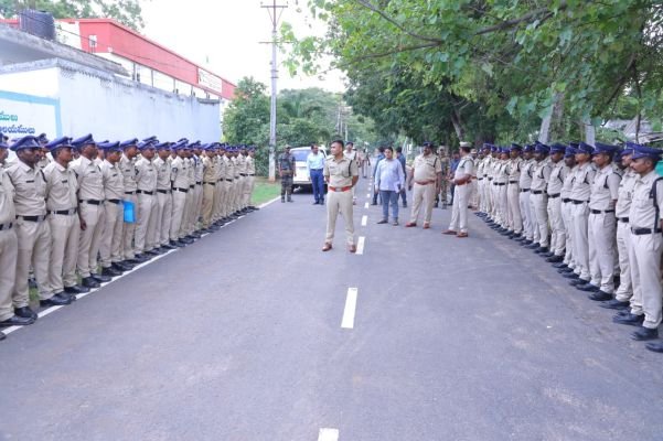 క్రమశిక్షణతో విధులు నిర్వహించాలి ఎస్పీ జగదీష్‌ ఆదహళ్లి 