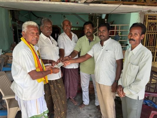 ముక్కిడి దేవత గుడికి రేకులు షెడ్డు కు వితరణ