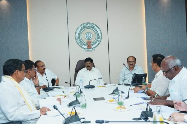 సి జి ఎఫ్ నిధులతో ఆలయాల అభివృద్ధి పనులకు ప్రాధాన్యత ఇవ్వాలి 