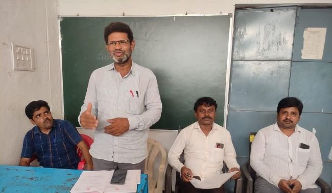 పిఆర్సి అమలులో జాప్యం జరిగితే పోరాటమే