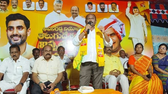 కార్యకర్తలకు అండగా ఉంటా - విక్కుర్తి