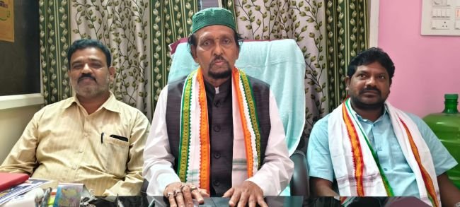కాంగ్రెస్ అగ్రనేత రాహుల్ గాంధీ అరెస్ట్ అప్రజాస్వామికం