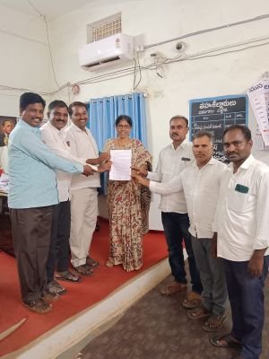 అక్రమ ఇసుక రవాణాను అరికట్టాలి