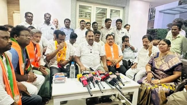 ప్రధాని నరేంద్ర మోదీ 25 సంవత్సరాల ప్రజా సేవా ప్రస్థానానికి అభినందనలు..శాసనసభ్యులు  దాట్ల సుబ్బరాజు.