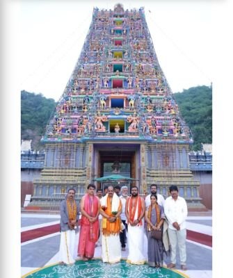 ఇంద్రకీలాద్రిపై ప్రధాని మోదీ పేరిట ఖడ్గమాల అర్చన - పవన్ కళ్యాణ్ ఆదేశాలతో ప్రత్యేక పూజలు నిర్వహించిన లింగమనేని రమేష్
