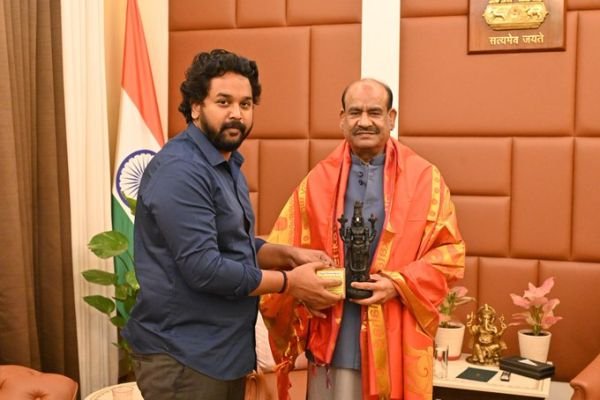 లోక్‌సభ స్పీకర్ ఓం బిర్లాతో ఎంపీ గంటి హరీష్ భేటీ