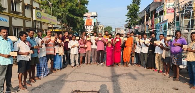 పోస్ట్ కార్డు ద్వారా మోడీకి సందేశం