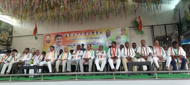 సంక్షేమ పథకాలను ప్రజల్లోకి తీసుకెళ్లాలి:ఎమ్మెల్యే బుయ్యని మనోహర్‌రెడ్డి