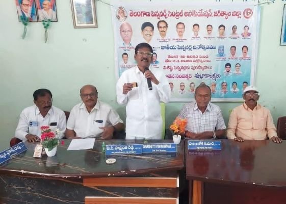 'డీఏ  ల బకాయిలను నాలుగు విడతల్లోనే చెల్లించాలి