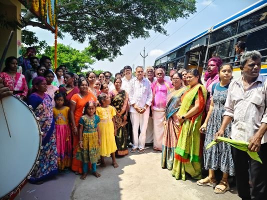 తుంగపల్లెమ్మ తల్లి బస్ షెల్టర్ ప్రారంభించిన ఎమ్మెల్యే ఏ