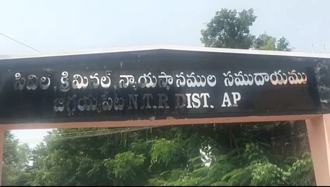 న్యాయవాదుల రక్షణ చట్టం అమలు చేయాలి 