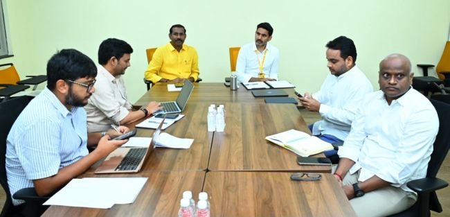 ప్రభుత్వ అభివృద్ధి, సంక్షేమ కార్యక్రమాలను ప్రజల్లోకి విస్తృతంగా తీసుకెళ్లాలి :  ఐటీడీపీపై సమీక్షలో మంత్రి నారా లోకేష్ దిశానిర్దేశం