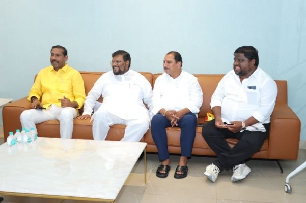 స్థానిక సంస్థల ఎన్నికలపై ఎమ్మెల్యే దగ్గుపాటి కీలక భేటీ