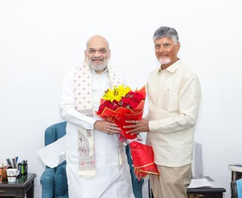 కేంద్ర హోం శాఖ మంత్రి అమిత్ షాతో ముఖ్యమంత్రి చంద్రబాబు సమావేశం