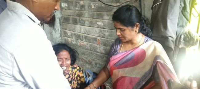 మరణించిన సాయికృష్ణ కుటుంబానికి ఆర్ధిక సాయం