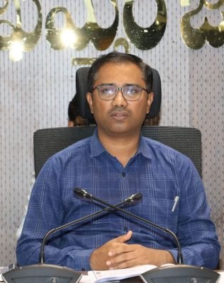 యాసంగిలో తక్కువ నీటితో సాగయే ప్రత్యామ్నాయ పంటలను ఎంచుకోవాలి:: జిల్లా కలెక్టర్ దివాకర టిఎస్