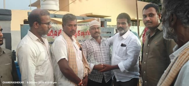 ఇచ్చిన మాటకు కట్టుబడి నిరుపేద కుటుంబాలకు అండగా నిలుస్తున్న సర్పంచ్ కొండ శ్రీను