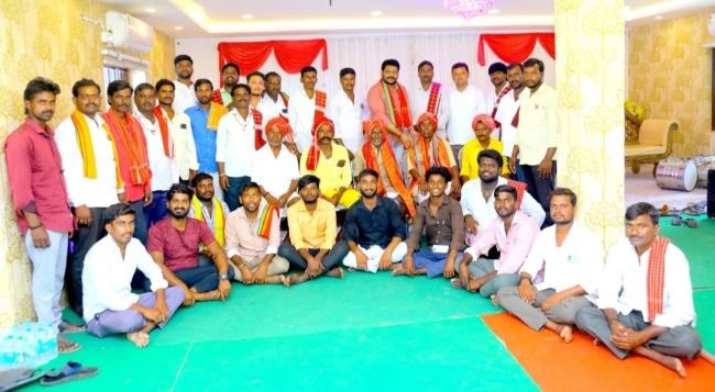 గ్రామీణ కళాకారులను ప్రతి ఒక్కరు ప్రోత్సహించాలి