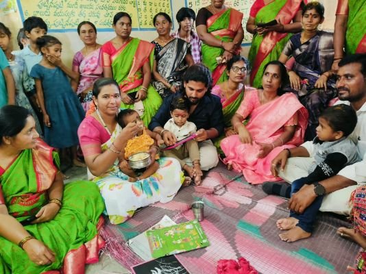 మాసోత్సవాల్లో భాగంగా గర్భిణులకు సీమంతాలు
