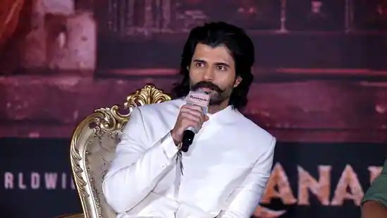 విజయ్‌ దేవరకొండ రణబాలి ట్రైలర్ లాంచ్ ఈవెంట్: మా కెరీర్‌లో ఇది గొప్ప సినిమా అవుతుంది
