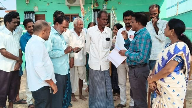 ఫార్మర్ రిజిస్ట్రేషన్ పరిశీలించిన. జిల్లా వ్యవసాయ అధికారి.