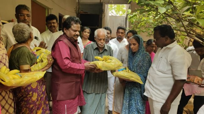 బుల్లెట్ దేవి ప్రసాద్ పుట్టినరోజు సందర్భంగా సేవా కార్యక్రమాలు.