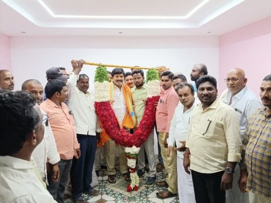 మన్నెమాల సుకుమార్‌రెడ్డిగారిని మర్యాదపూర్వకంగా కలిసిన దగదర్తి మండల జనసేన శ్రేణులు