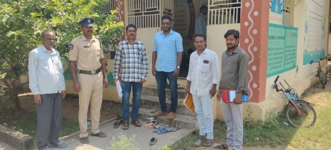 ఎంపీటీసీ, జెడ్పీటీసీ ఎన్నికలకు పోలింగ్ కేంద్రాల పరిశీలన