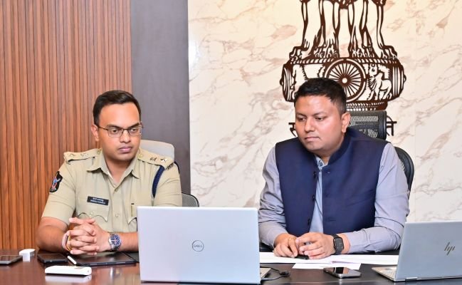 స్థానిక సంస్థల ఎన్నికల నిర్వహణకు పూర్తిస్థాయిలో సన్నద్ధత