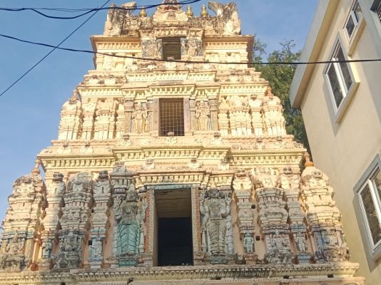 సోమేశ్వర స్వామి ఆలయం నందు సామూహిక లక్ష కుంకుమార్చన