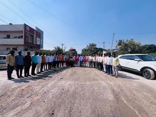 అంకిరెడ్డిపల్లిలో సీసీ రోడ్డు పనులు ప్రారంభం