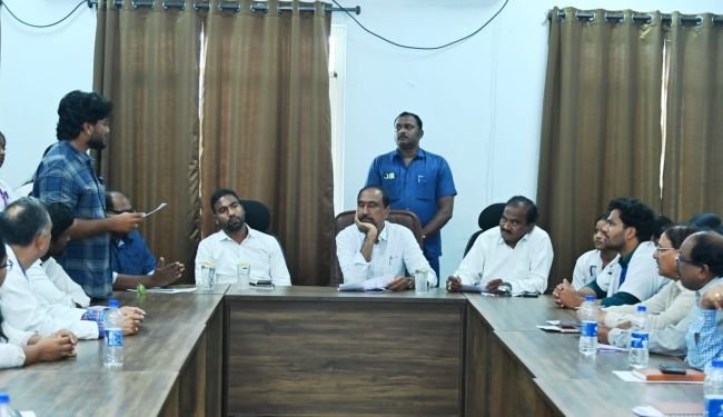మెడికల్ కళాశాల నిర్మాణ పనులు పూర్తి చేయాలి