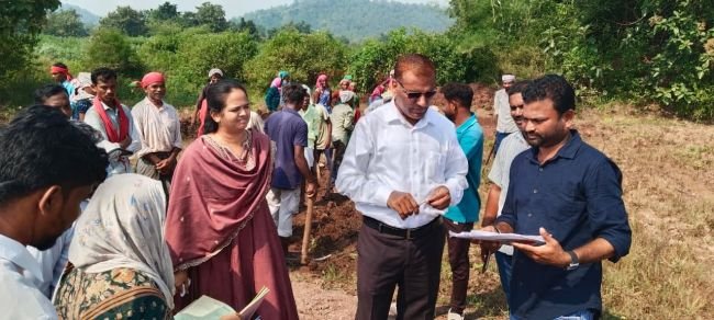 వ్యవసాయ కుంటల నిర్మాణంతో రైతులకు మేలు