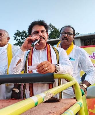 స్థానిక ఎన్నికల్లో బీసీలకు సముచిత స్థానం : ఎమ్మెల్యే ఏలూరి సాంబశివరావు