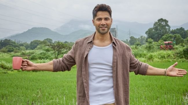 'షార్క్ ట్యాంక్' బ్రాండ్‌లో స్టార్ హీరో వరుణ్ ధావన్ పెట్టుబడులు.. పీవీ సింధుతో కలిసి బ్రాండ్ అంబాసిడర్‌గా నియామకం!