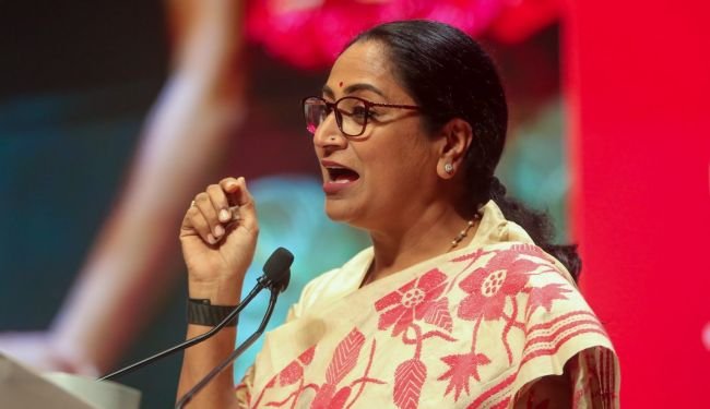 ఢిల్లీ విశ్వవిద్యాలయ నార్త్ క్యాంపస్‌లో సీఎం రేఖా గుప్తా ఆకస్మిక తనిఖీ
