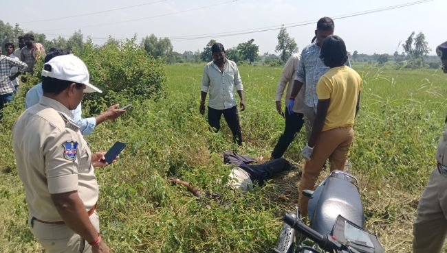 మర్పడగ రైస్ మిల్లు వెనుక మృతదేహం లభ్యం