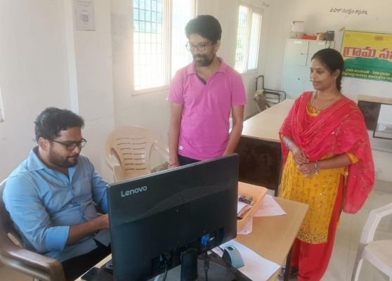 మెట్టపల్లి, పేరిపి గ్రామాలను ఆకస్మికంగా సందర్శించిన తహసిల్దార్ 