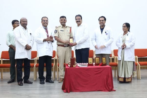 నారాయణ మెడికల్ కళాశాలలో ఘనంగా 'యువ సంవాద్ మేళా'