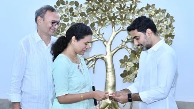 అమరావతిలో చెస్ అకాడమీ..  కోనేరు హంపికి మంత్రి లోకేశ్ హామీ