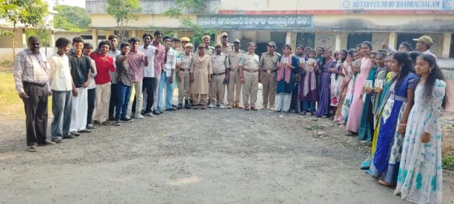వన్యప్రాణుల రక్షణ ప్రతి ఒక్కరి బాధ్యత: ఎఫ్ఆర్ఓ కమల.