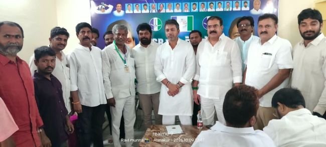 సమిష్టి కృషితోనే మున్సిపల్ విజయం 