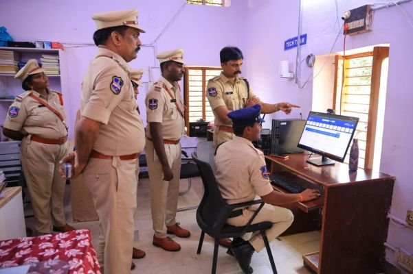 పెండింగ్‌ కేసుల పరిష్కారంలో జాప్యం వద్దు