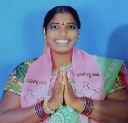 కోర్టు ఆదేశాలతో తిరిగి బాధ్యతలు స్వీకరించనున్న ఎత్తం సర్పంచ్, ఉపసర్పంచ్  *కలెక్టర్  సస్పెన్షన్ ఉత్తర్వులను కొట్టివేసిన కోర్టు  *న్యాయం గెలిచిందంటూ ఎత్తం సర్పంచ్ ఉప సర్పంచ్ హర్షం